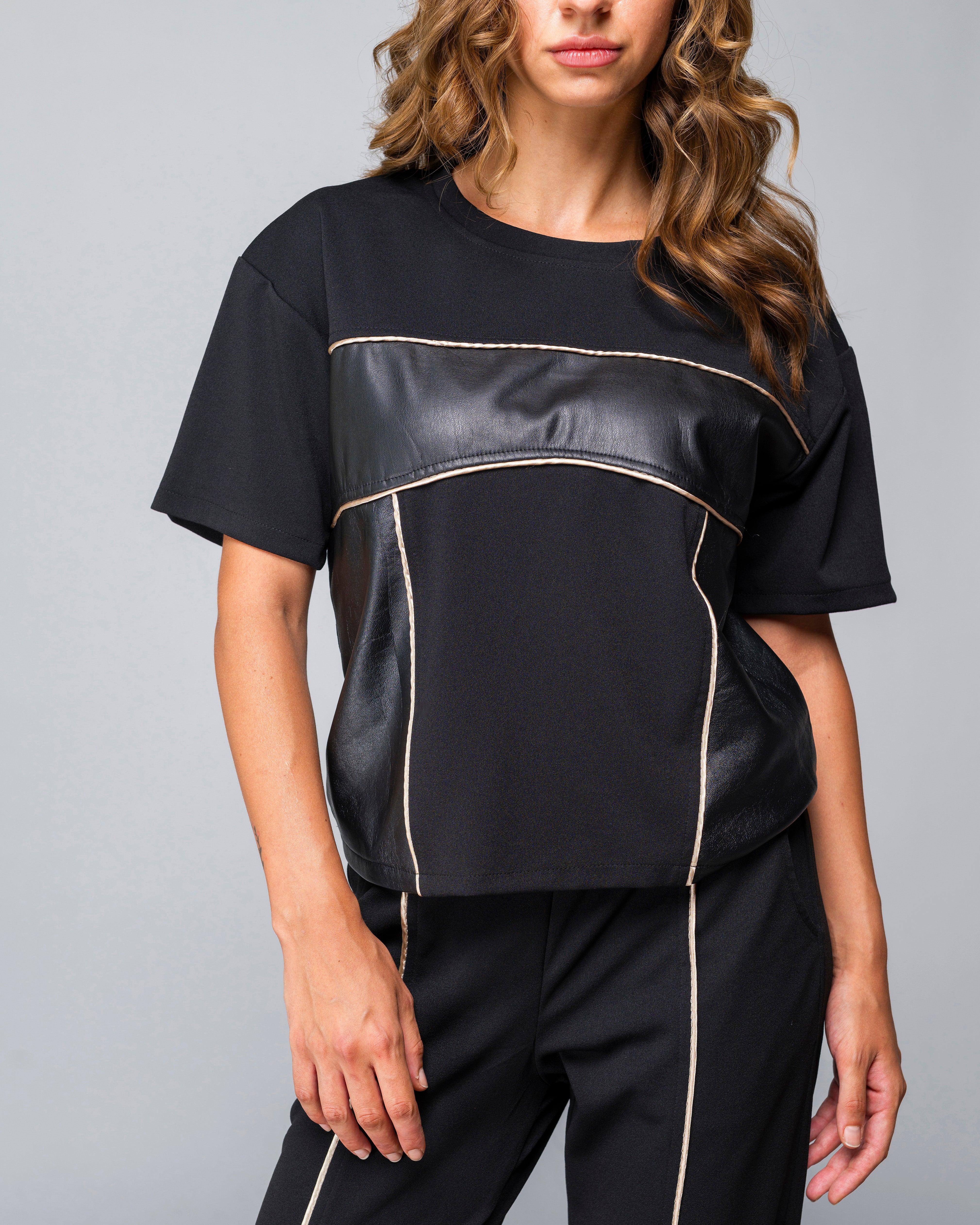 Екип "Elegant Rush Black"