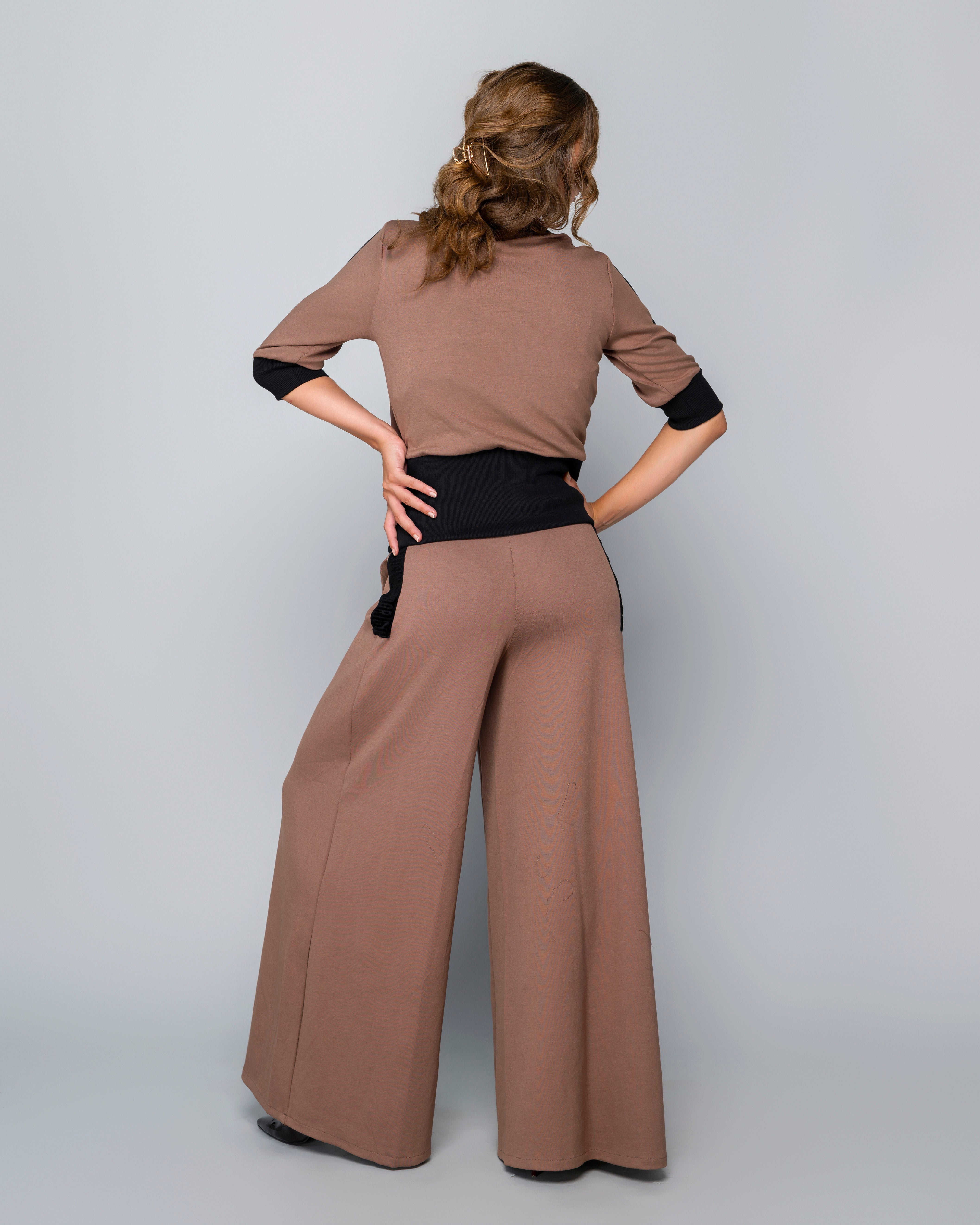Екип "Power Rhythm Brown"
