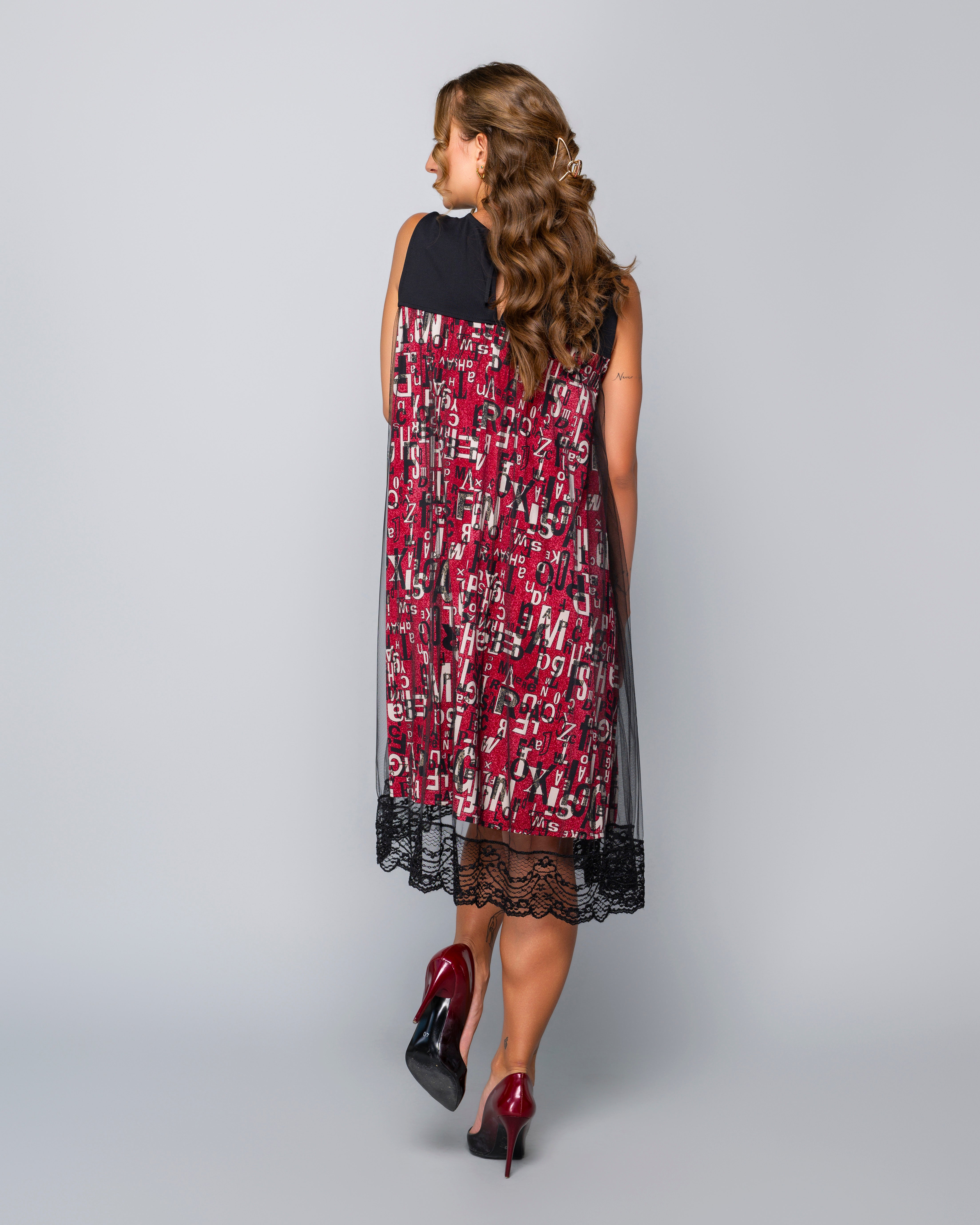 Рокля "Empress Shadow Red"